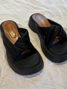 Black Platform Slide Sandals